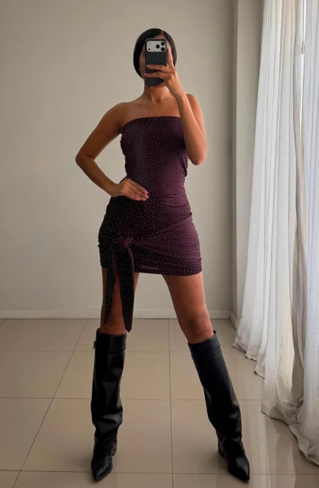 Vestido Straples Corto con Tela Elástizado de Stras