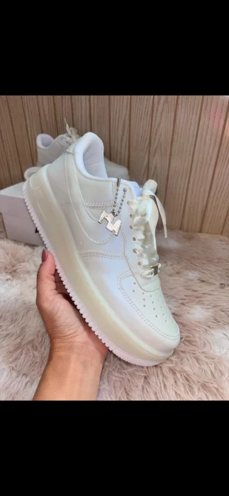 Af1 Branco Connection