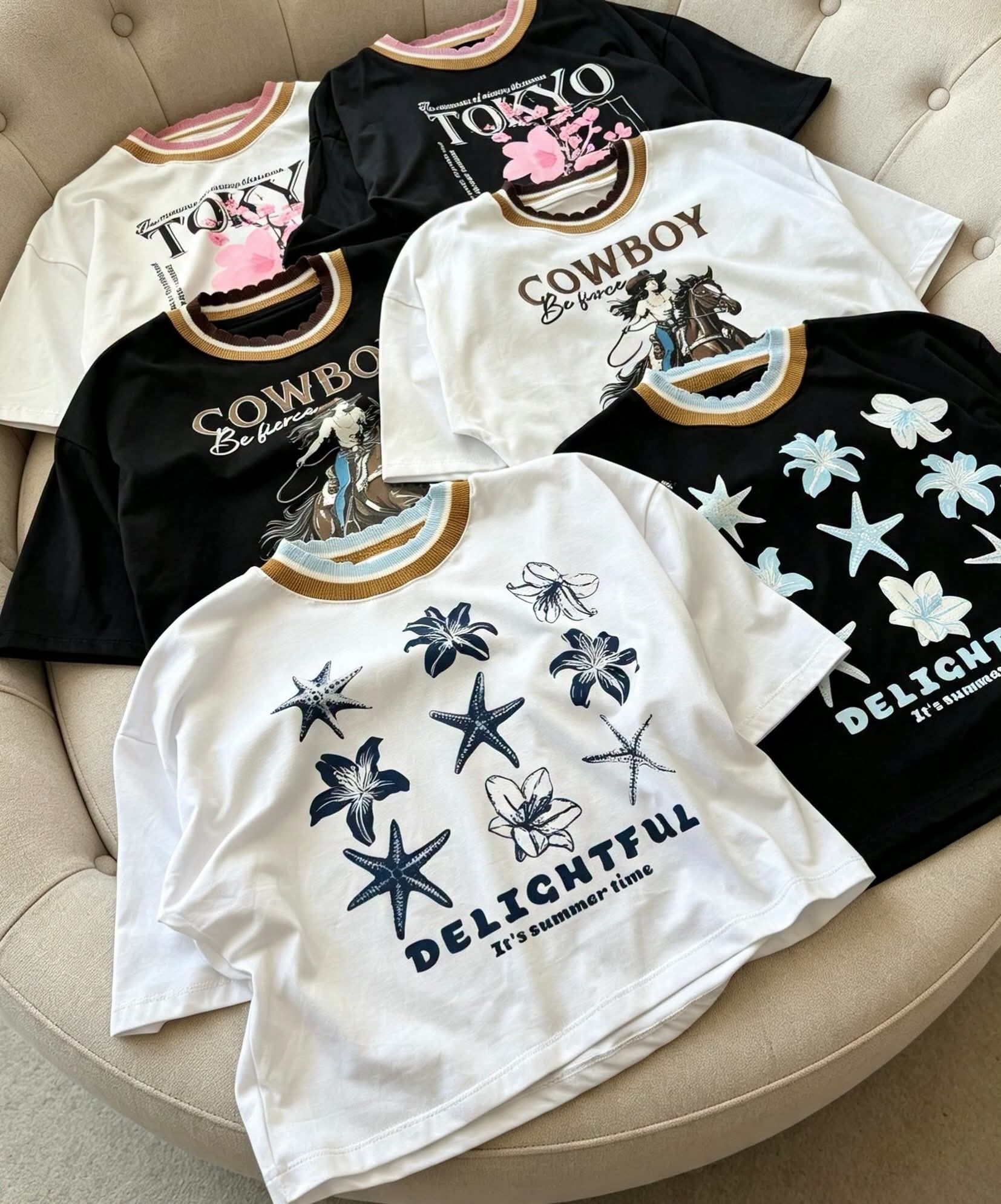 Remera Estampada con Cuello Tejido Tendencia - Imagen 2