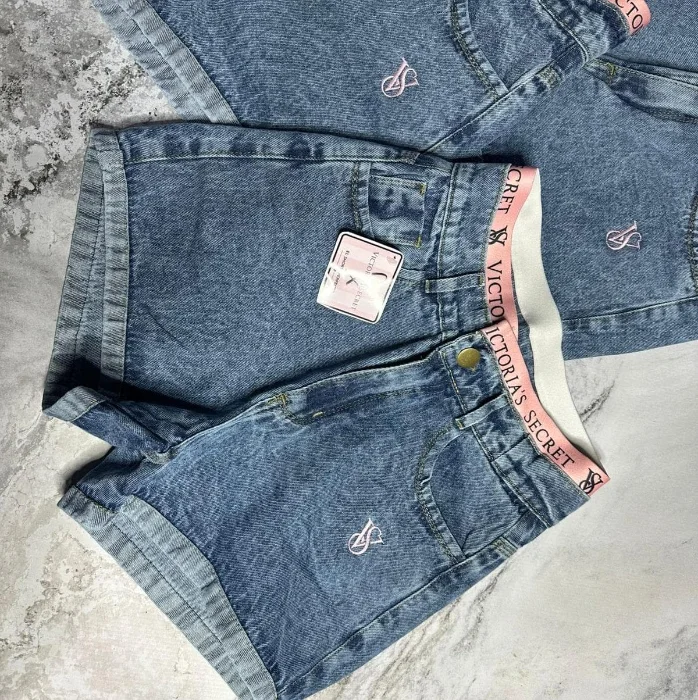  Short Nevado Liso Vs    Jean Nevado Liso  Calce Perfecto