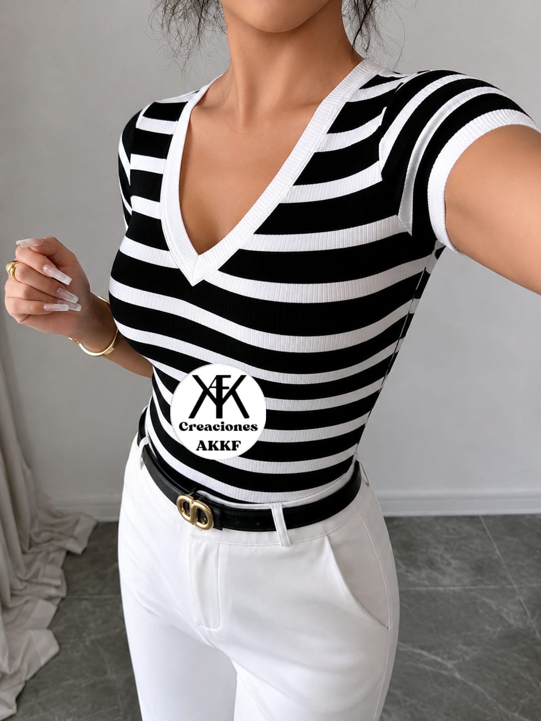 Remera Cuello V - Imagen 2
