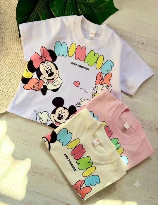 Minnie y Amigos