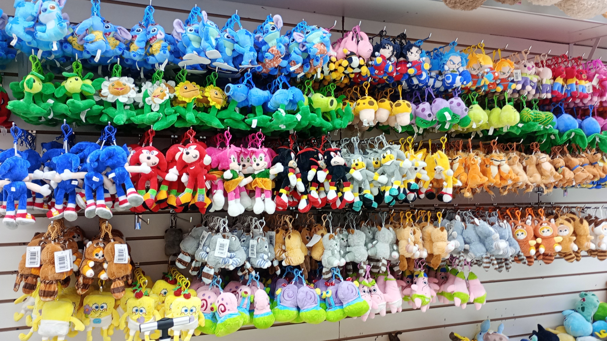 Llaveros Peluches Personaje - Imagen 2