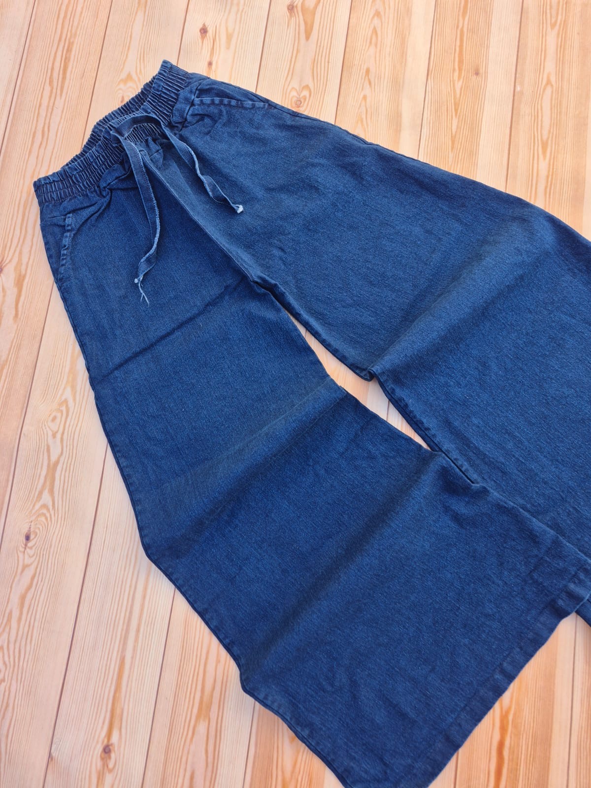 Palazo de Jeans - 928029fb-b8ca-4195-adc2-4c517cb93f6d.jpeg