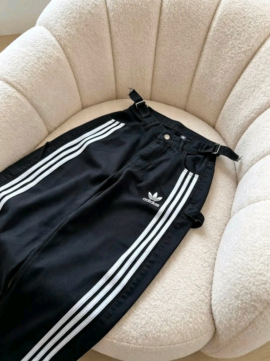Baggy Black Adid@s - Imagen 4