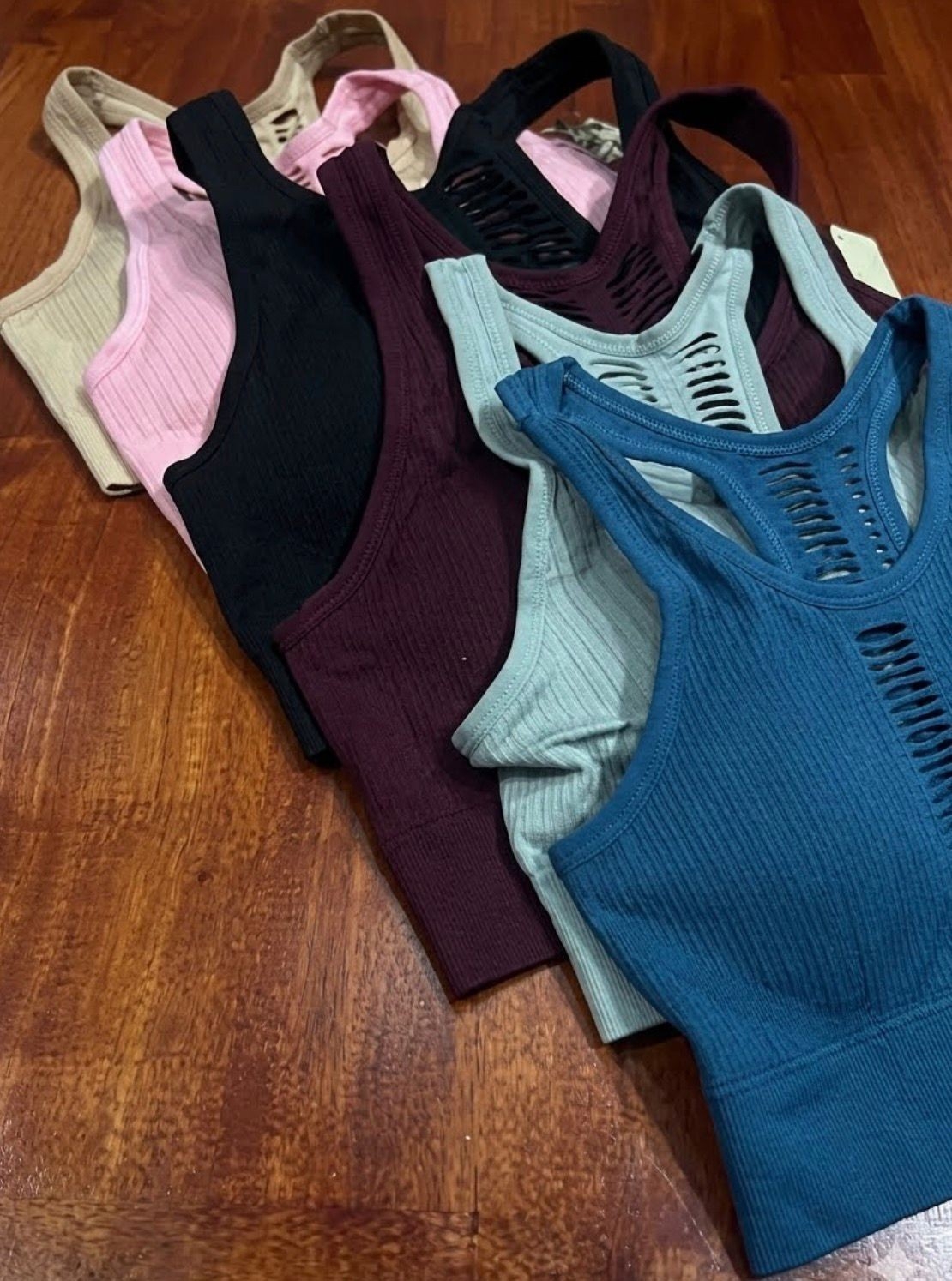 Hermosos Top Seamless con Red a la Espalda..!! - Imagen 4
