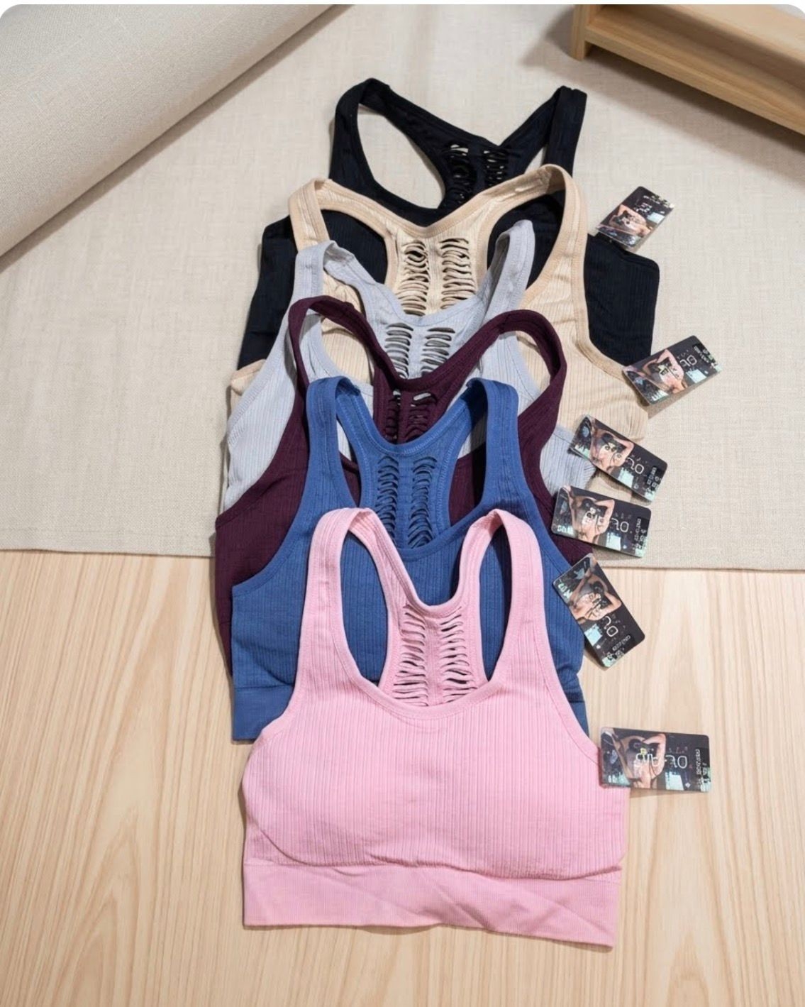 Hermosos Top Seamless con Red a la Espalda..!! - Imagen 5