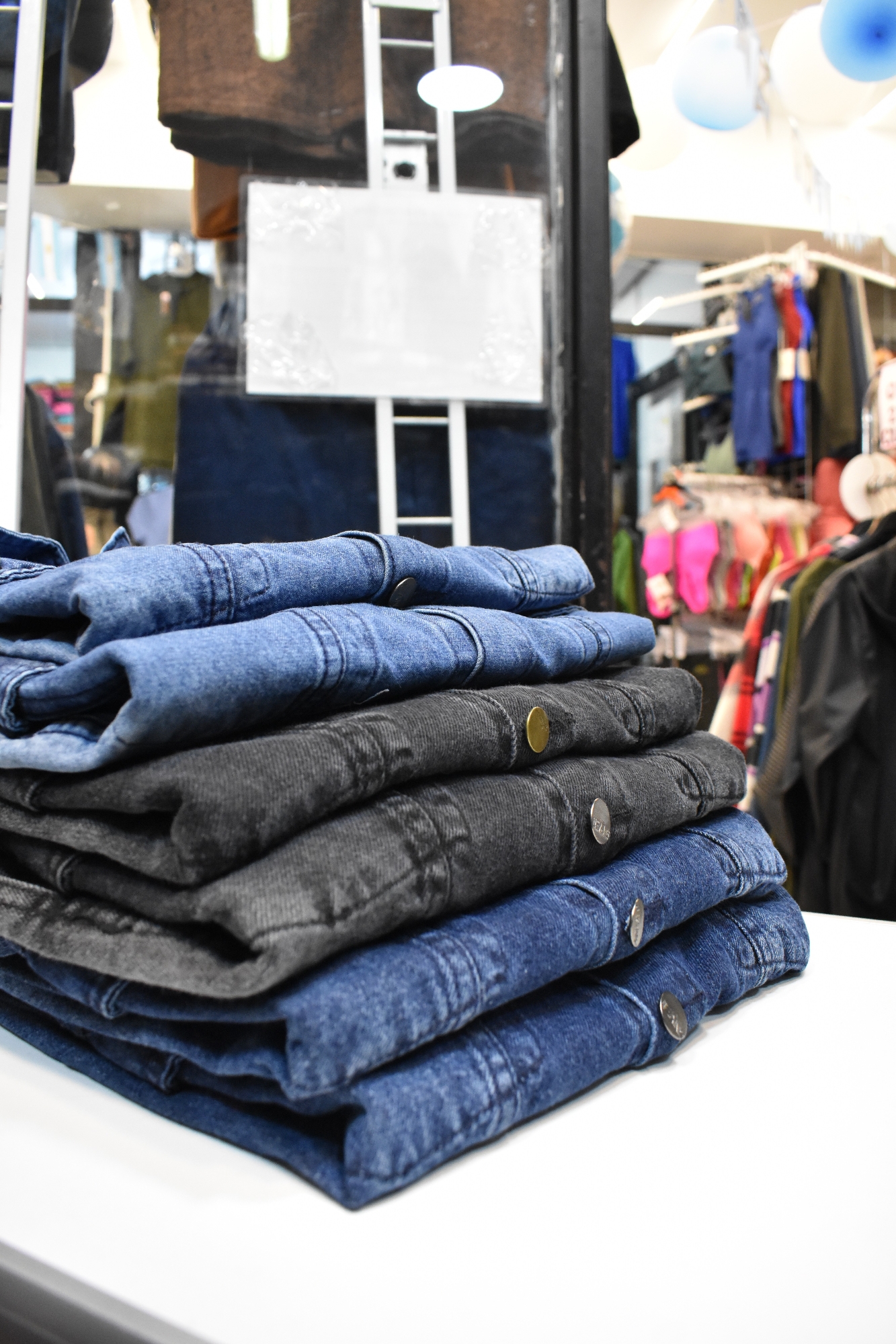 Campera de Jeans Clásico Rígido - Imagen 2