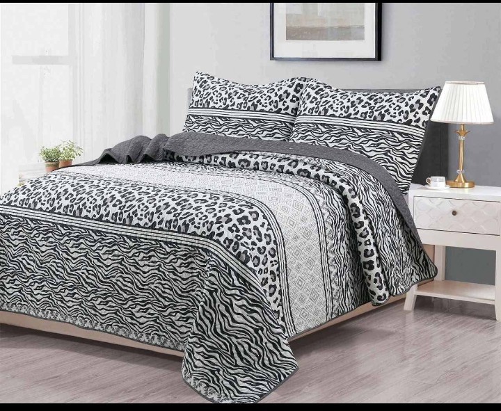 Colcha 2 1/2 Reversible con 2 Fundas de Almohada - Imagen 3