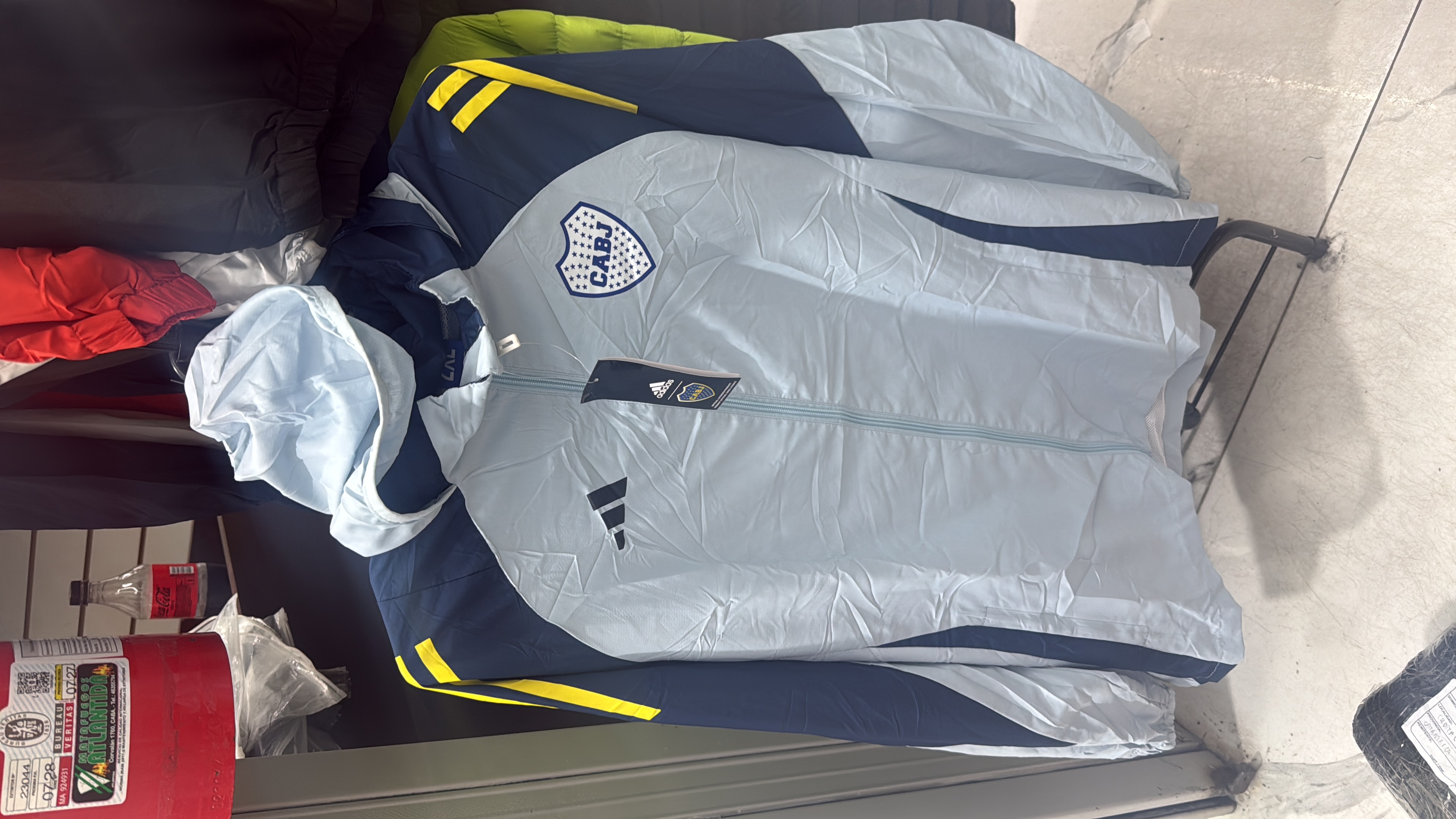 Campera Futbol G5 Rompeviento - 5D6CFAA2-8111-41FD-8030-C837A71BA023.jpeg