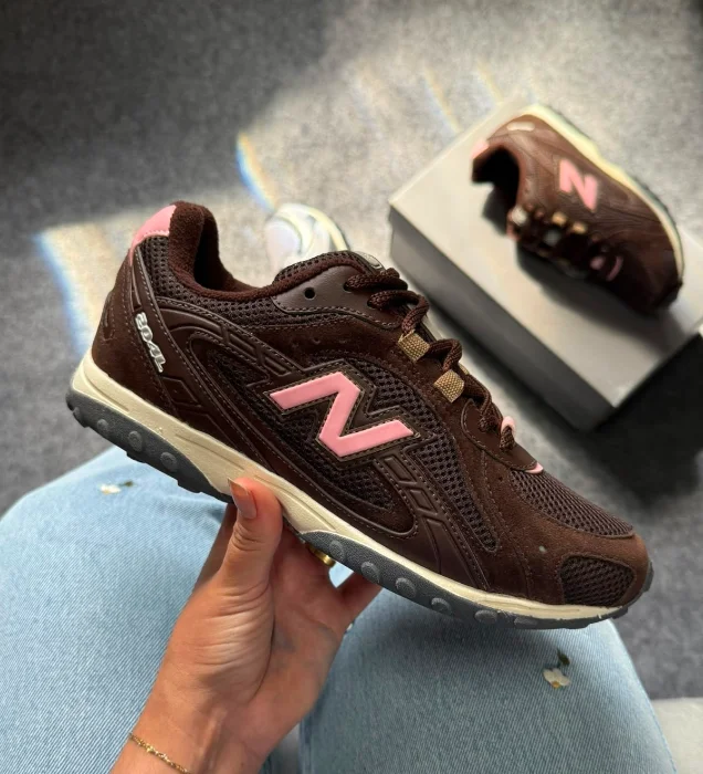 New Balance204l Brown