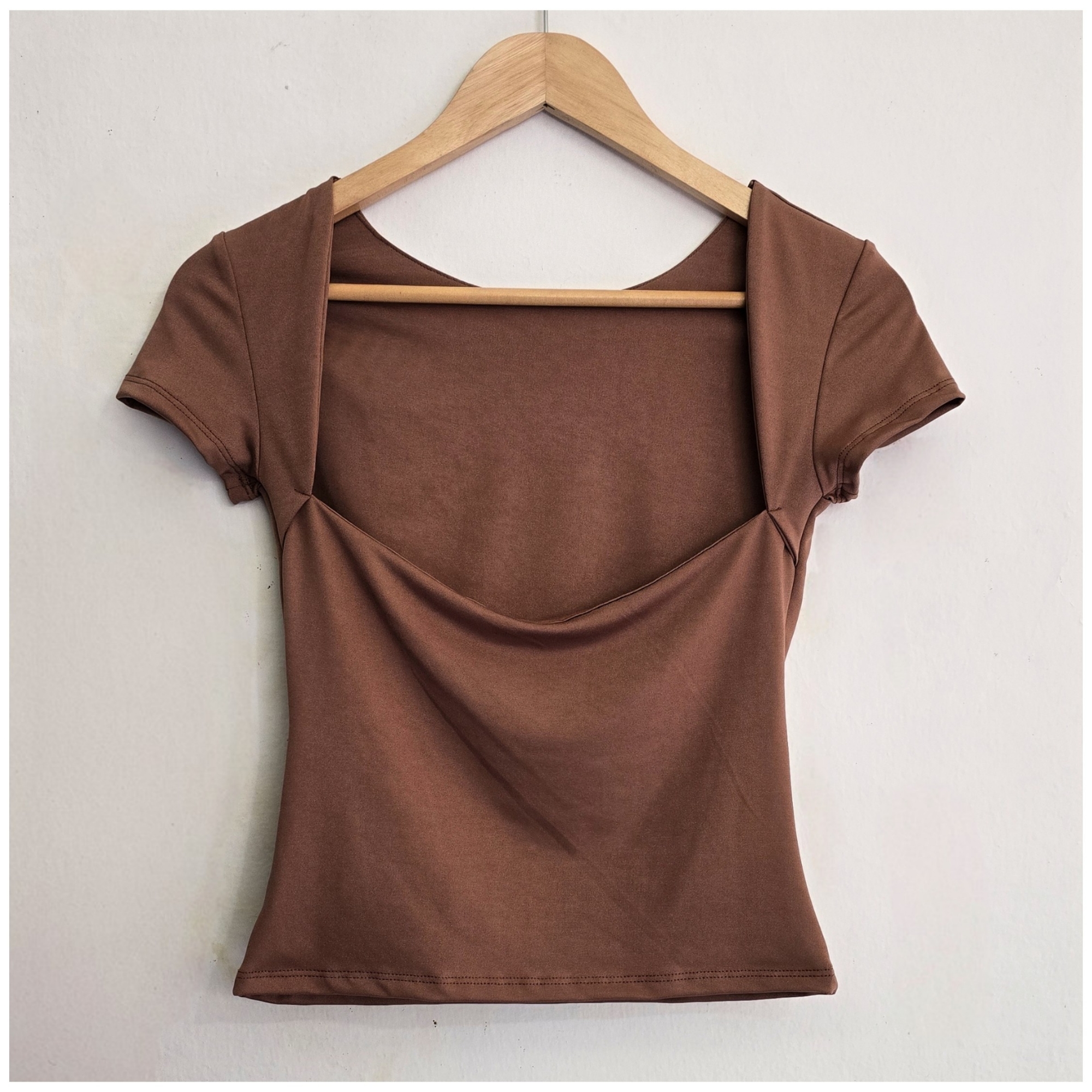 Remera Espalda Abierta - Imagen 2