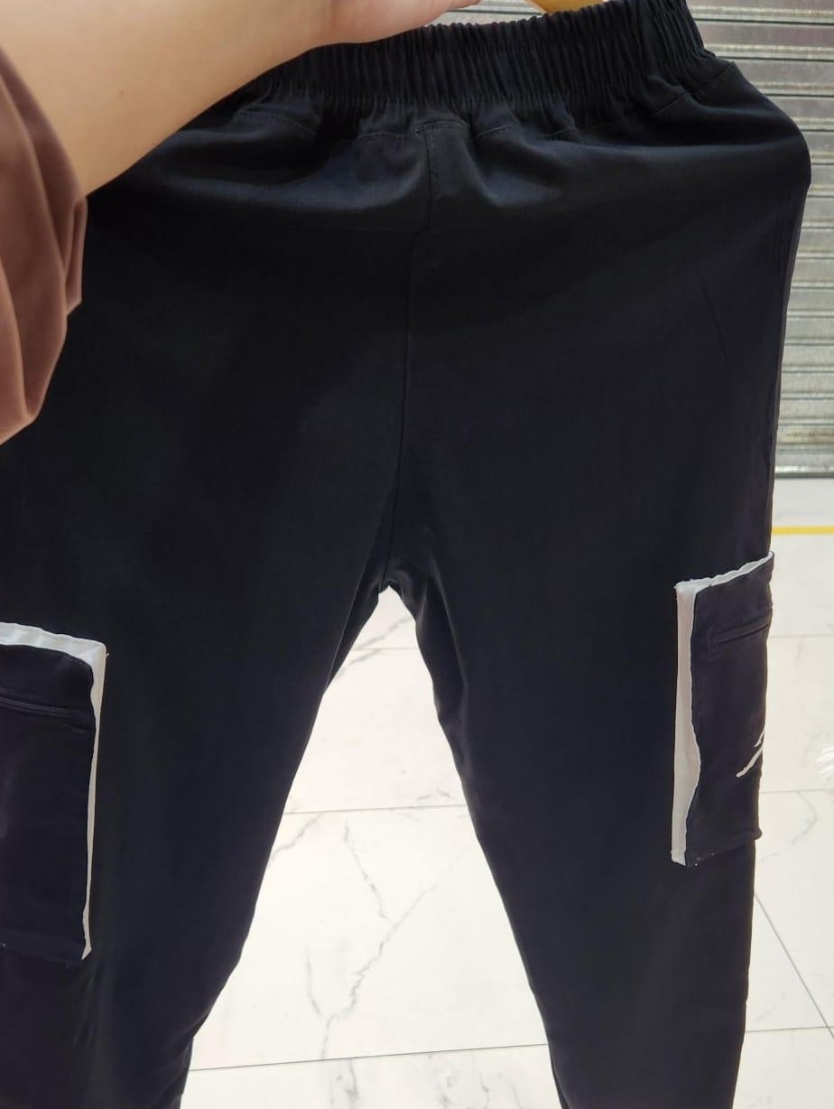 Pant. Cargo Combinado Negro y Blanco (por Pedido) - Imagen 3