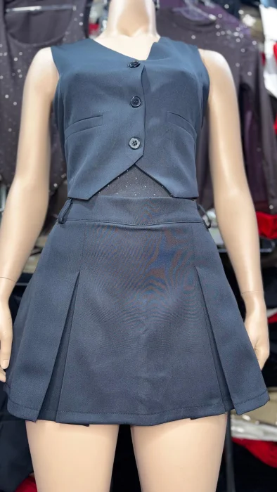 Pollera Tableada con Short Interno