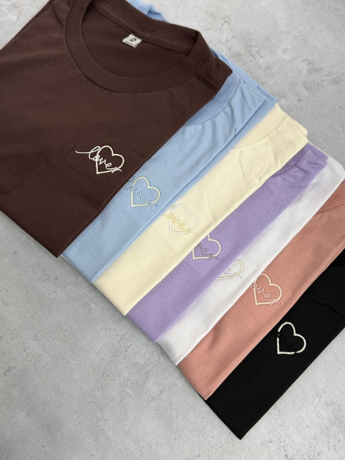 Remera Clásica Love - Imagen 2