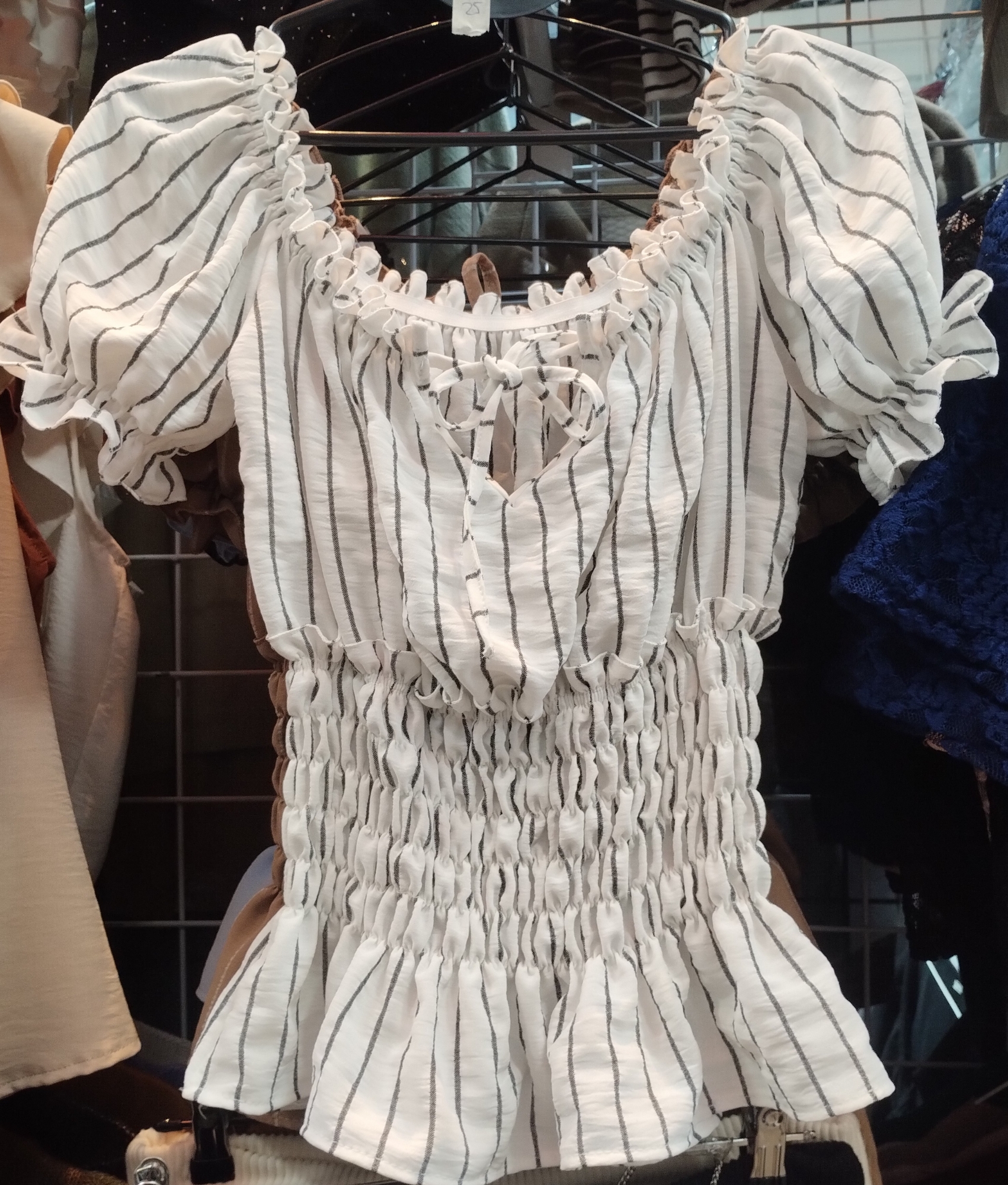 Blusas con Mangas Cortas Estilo Paisana - Imagen 2