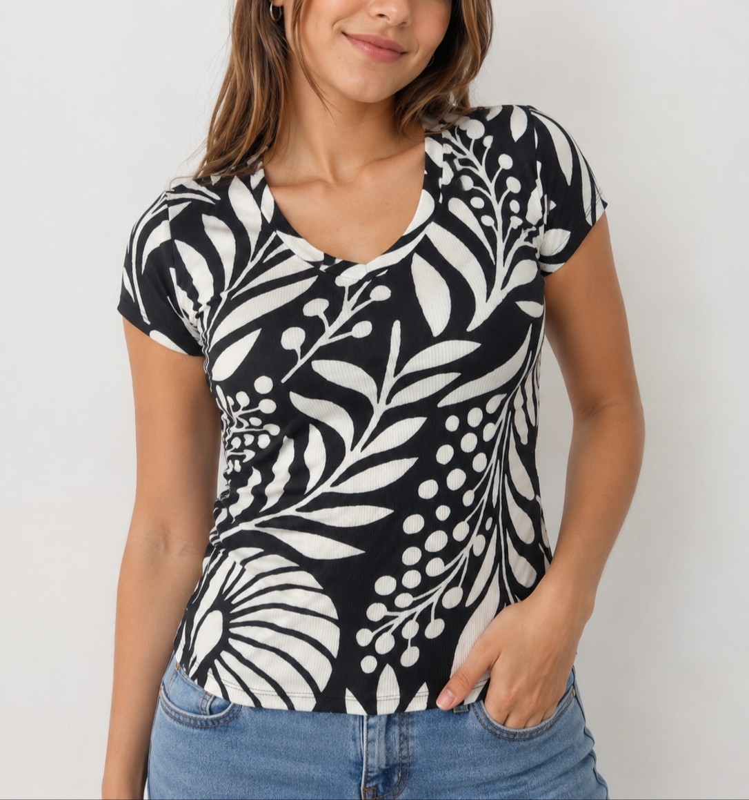 Remeras Estampadas Cuello V de Morley Viscosa - Imagen 2
