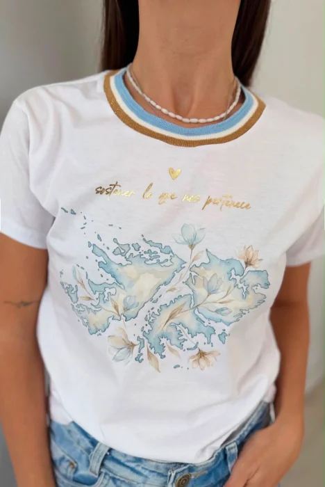 Remera con Cuello Tejido Malvinas