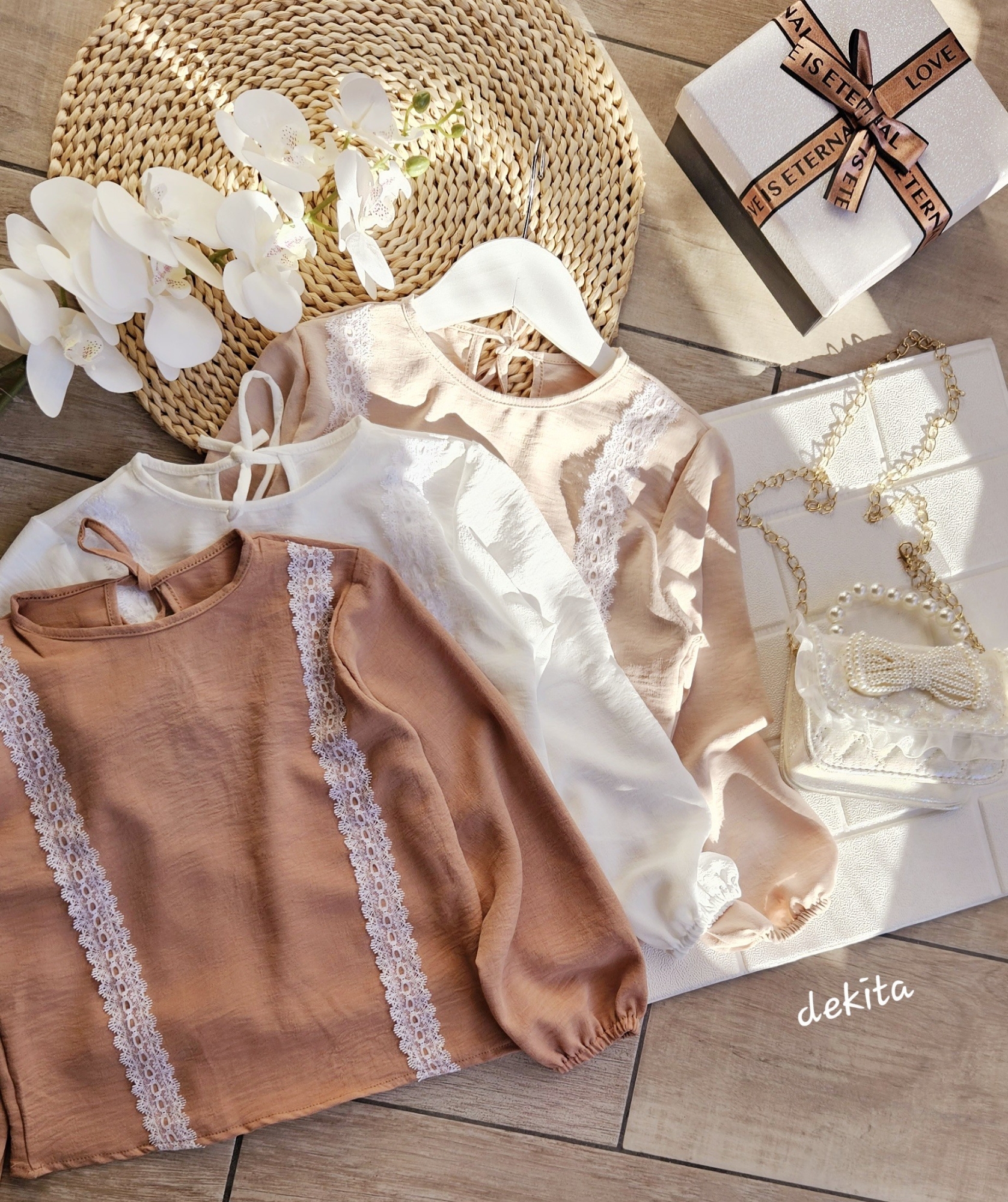 Blusas con Puntilla - Imagen 2