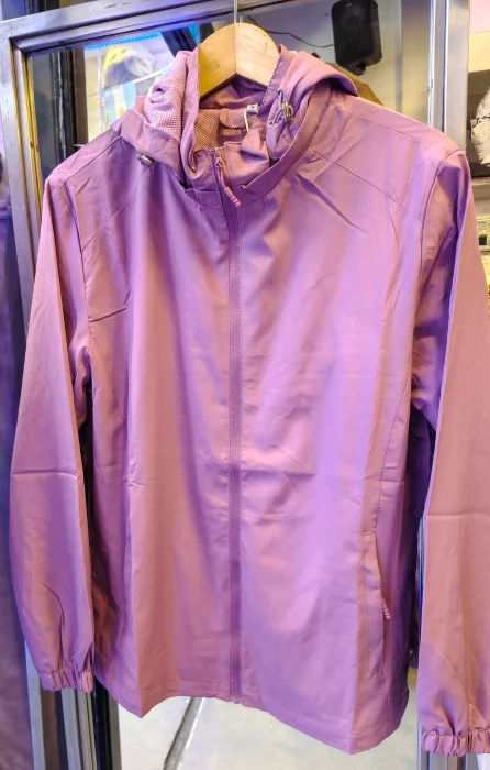 Campera Rompeviento Deportiva