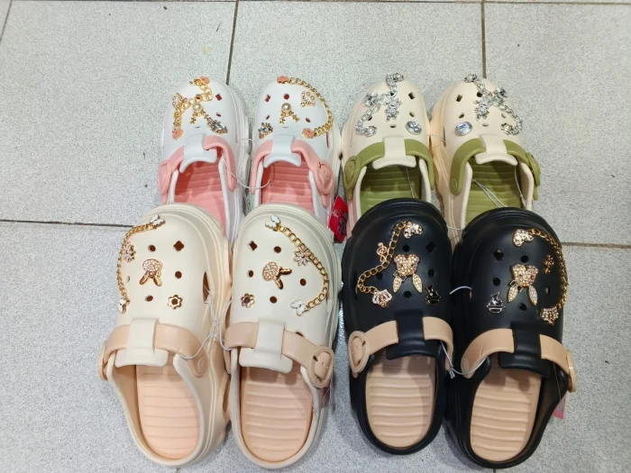 Crocs con Evilla y Plataforma