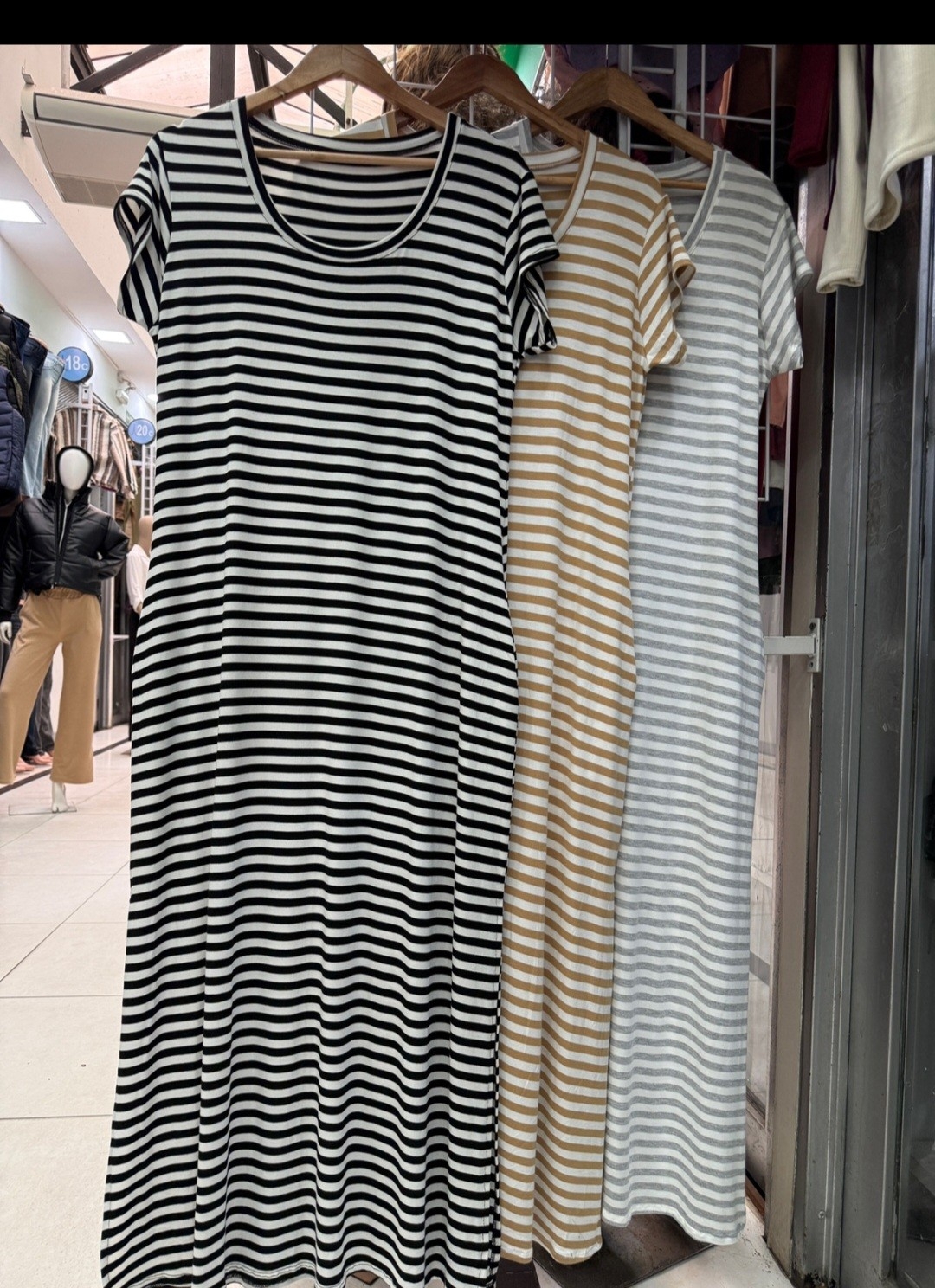 Maxi Vestido con Tajo - Imagen 2