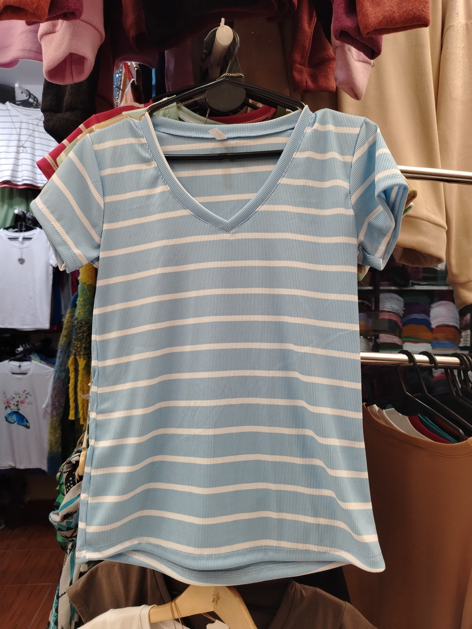 Remera Rayada Cuello V - Imagen 3