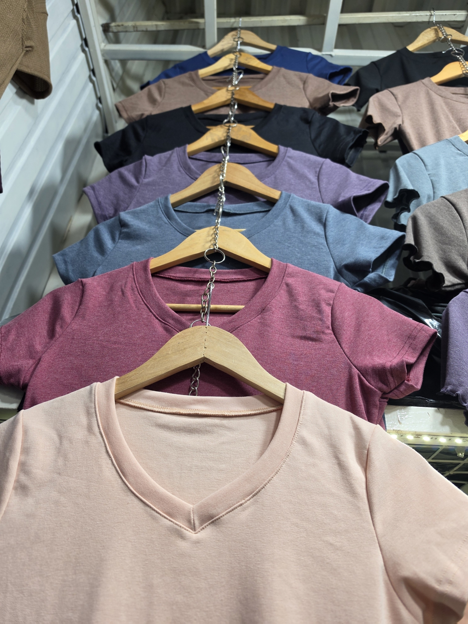 Remera Cuello V Melvin - Imagen 3