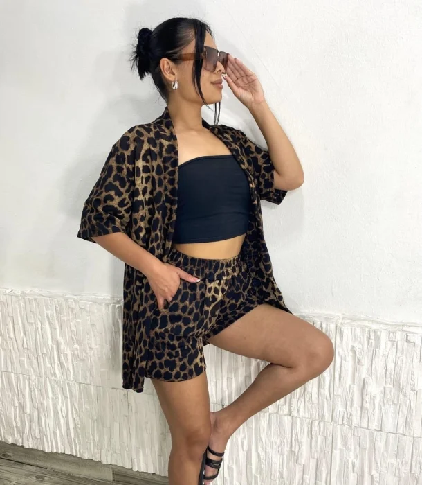 Conjunto Hawai Solo Curvas