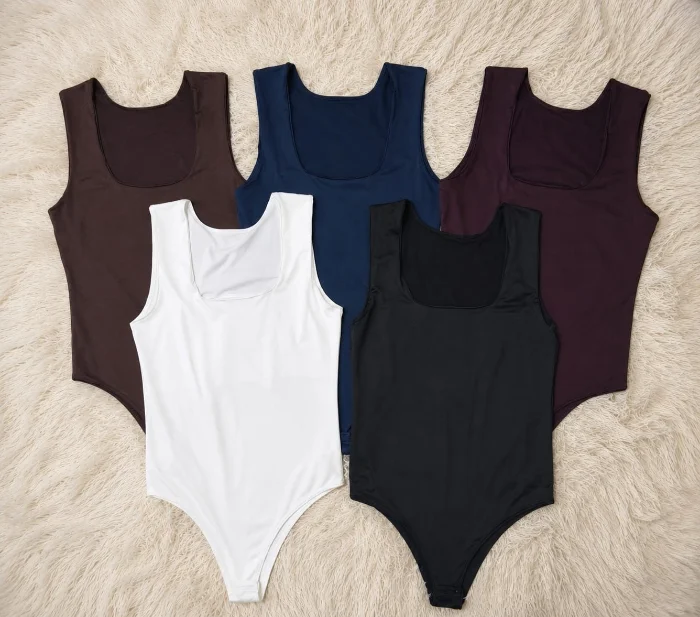 Body Musculosa Escote Cuadrado