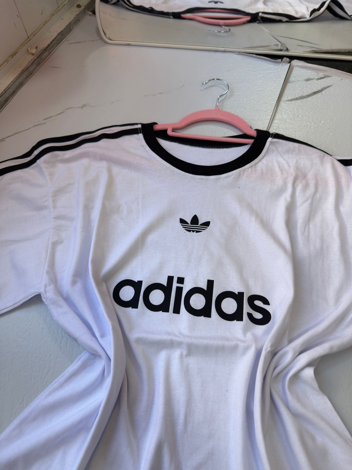 Remerones Adi - 6e527c5a-f628-4ee1-8b5c-200c13dfc16d.jpeg