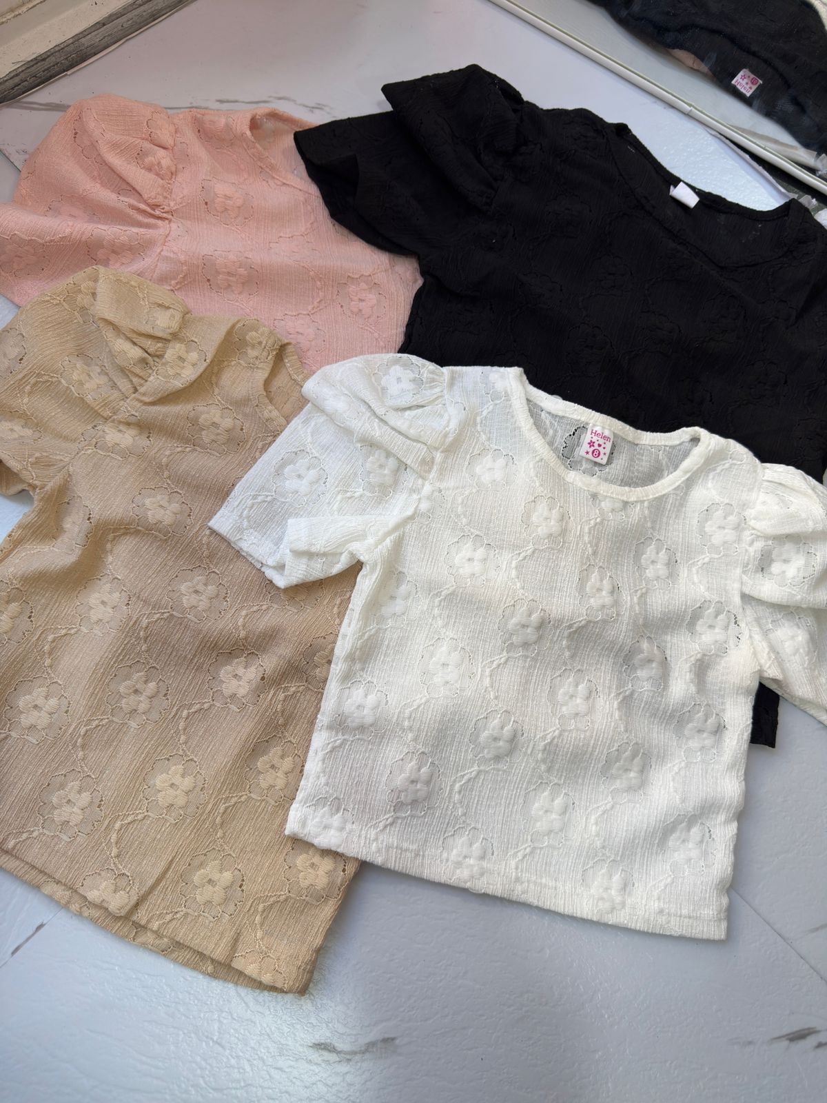 Remeras Broderi Nena - bb617d85-6b9c-4e4c-891a-4d23af2710ca.jpeg