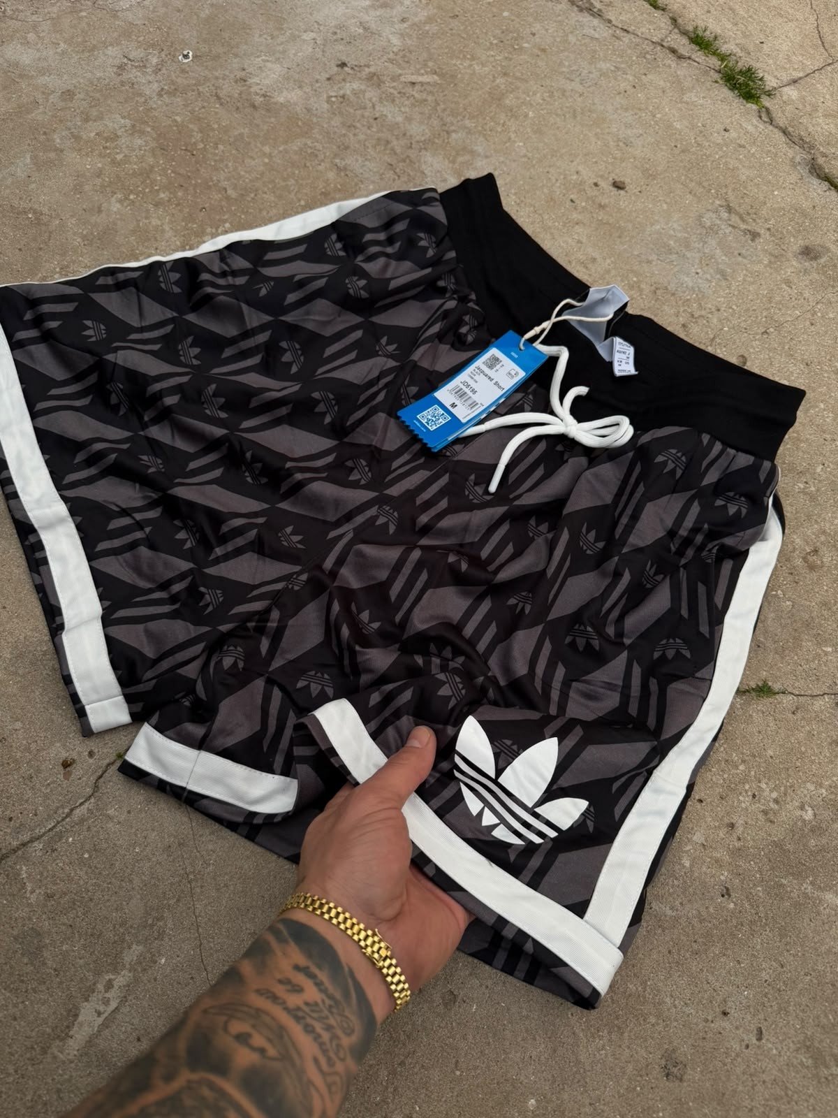 Bermuda Adidas Importada Premium - Imagen 2