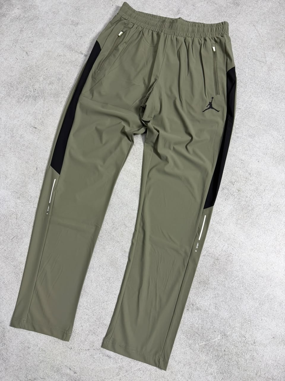 Pantalón Jordan Retro Importado - Imagen 4