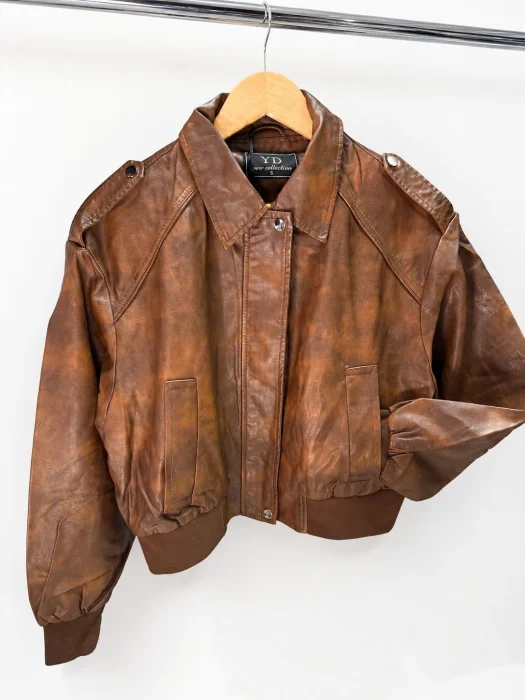 Bomber Yd 553