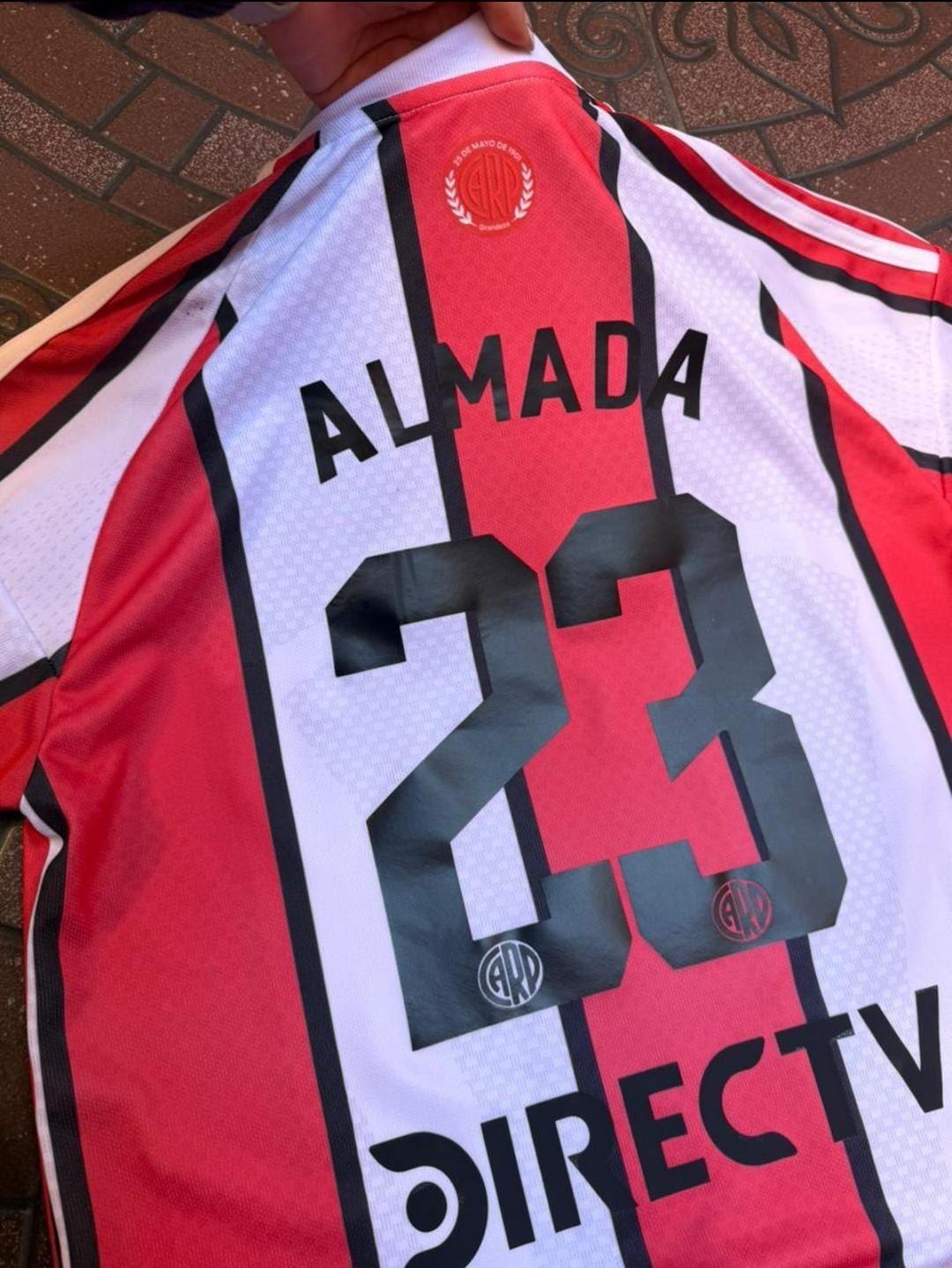 Camiseta Alternativa River 2027 - Imagen 4