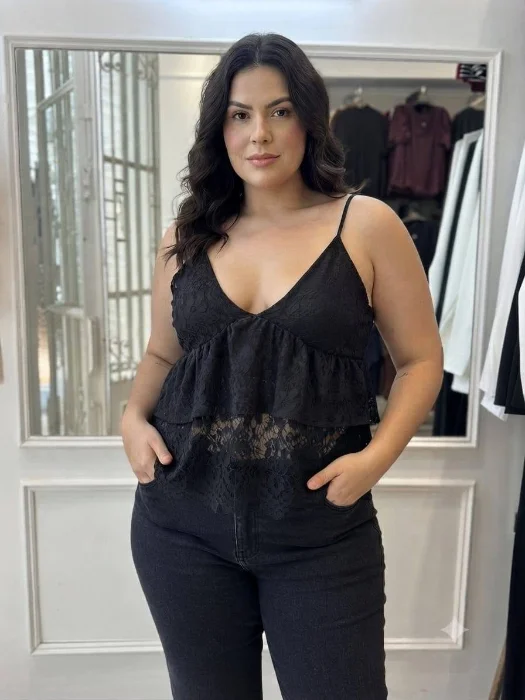 Top Doble Volados Encaje