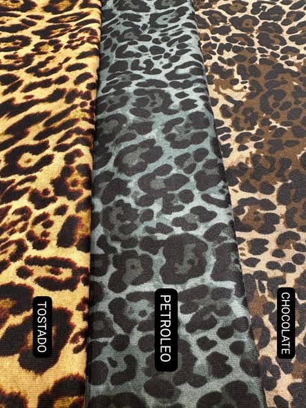Top Animal Print con Puntilla Flecos - 702962511_1693913428799852_8971760781629193500_n.jpg