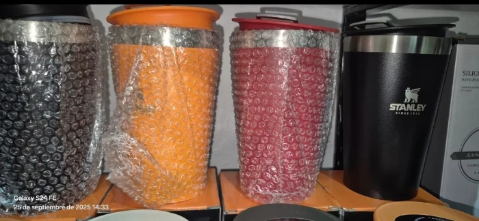 Vaso Stanley con Parlante y Cable de Usb