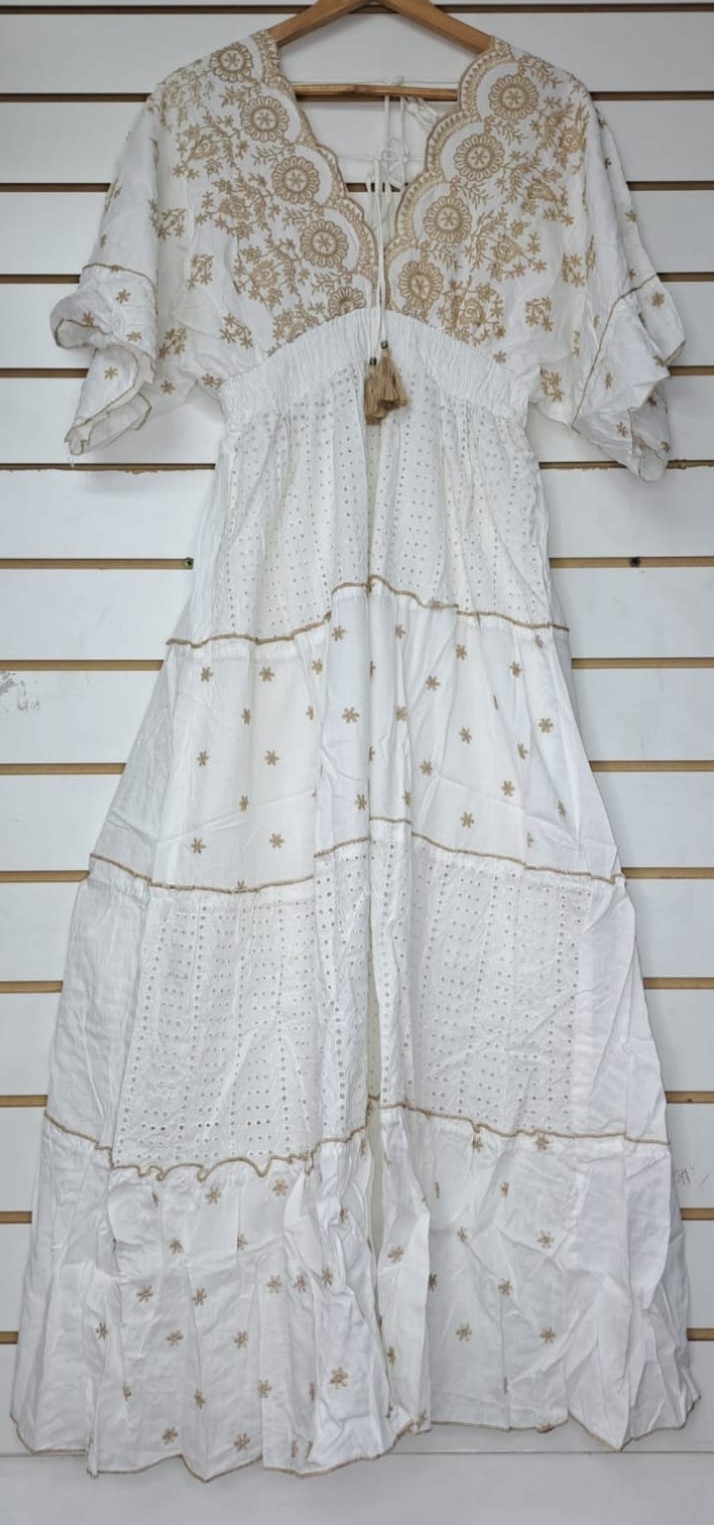Vestido Importado Bordado en Broderie - Imagen 4