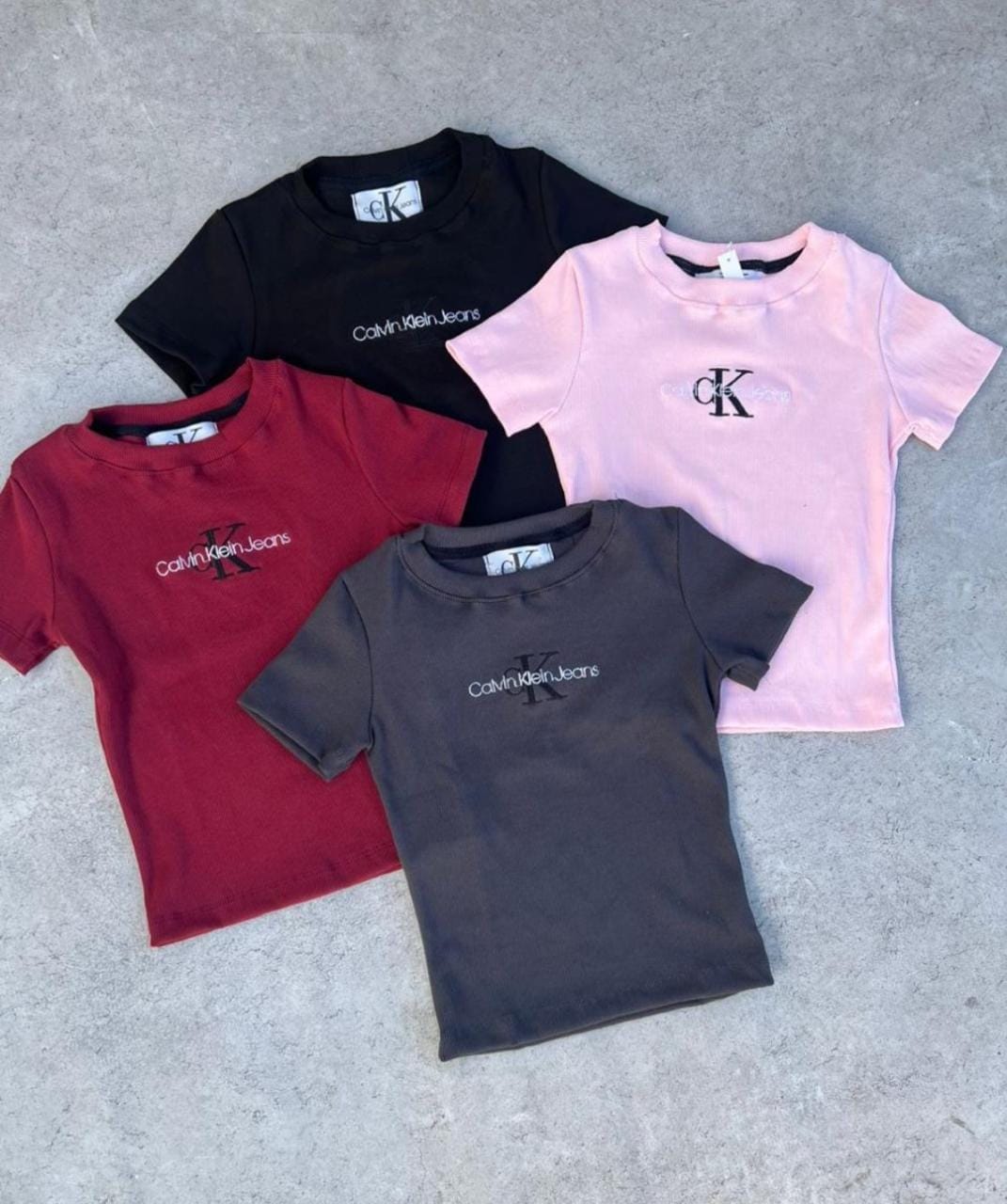 Remera Calvin Klein Premium - WhatsApp%20Image%202026-09-04%20at%2010.18.10.jpeg