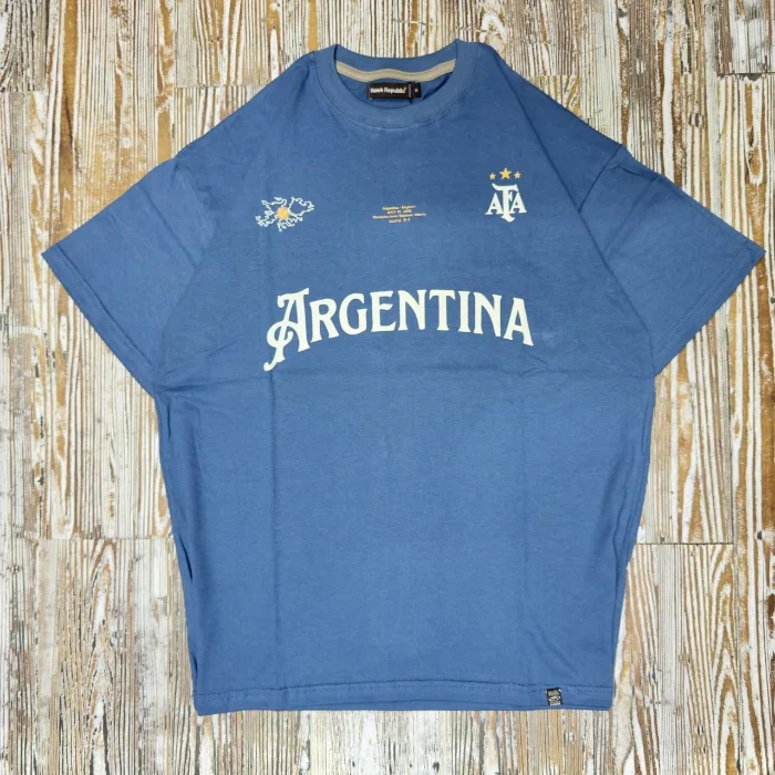 Remera Oversize 24/1 Argentina Malvinas Azul Algodón Peinado