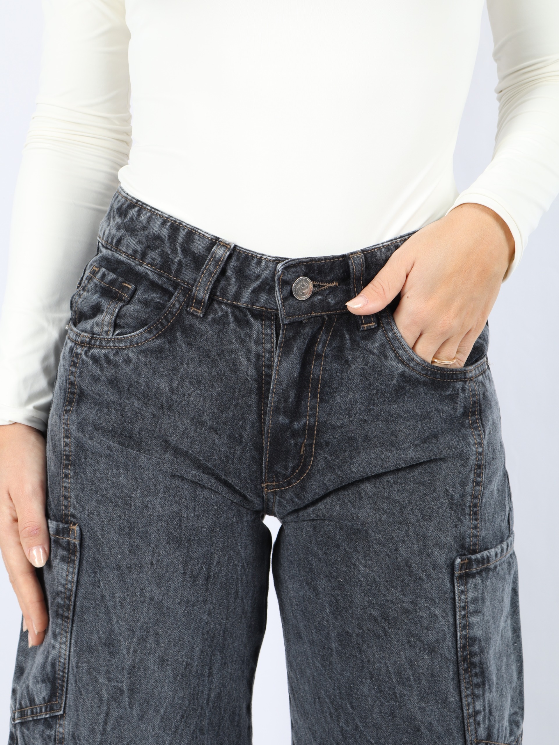 Mom Cargo Nyssa Gris Nevado - WhatsApp%20Image%202026-09-04%20at%201.28.37%20PM%20(2).jpeg