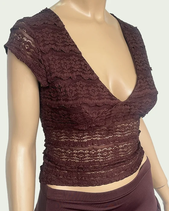 Top Encaje con Mangas Cortas y Escote V
