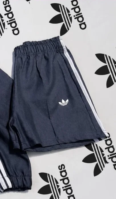 Short de Jeans Adidad Premium