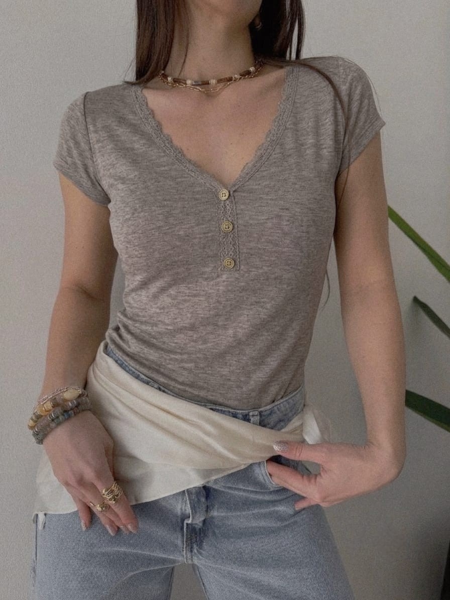 Remera Puntilla Botón - Imagen 4