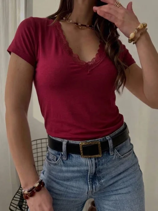 Remera Puntilla Escote V