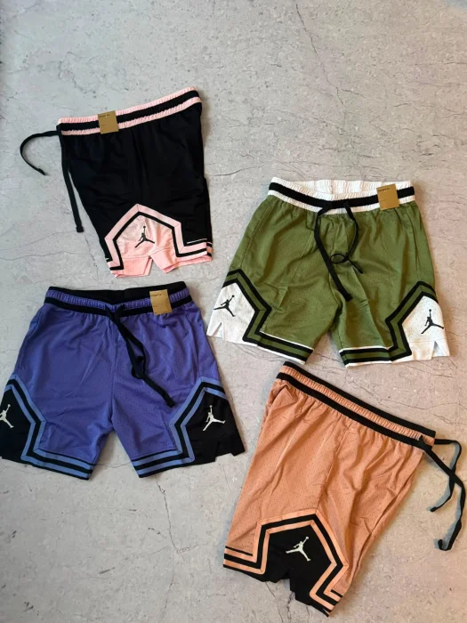 Bermudas Jordan Importada