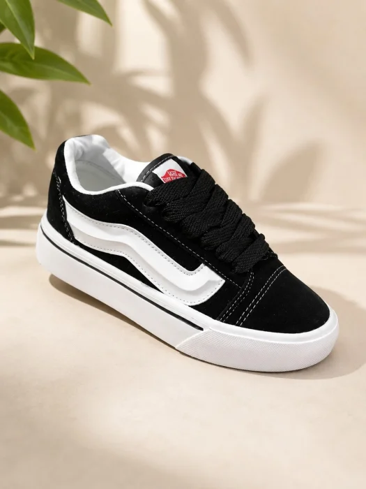 Vans Knu