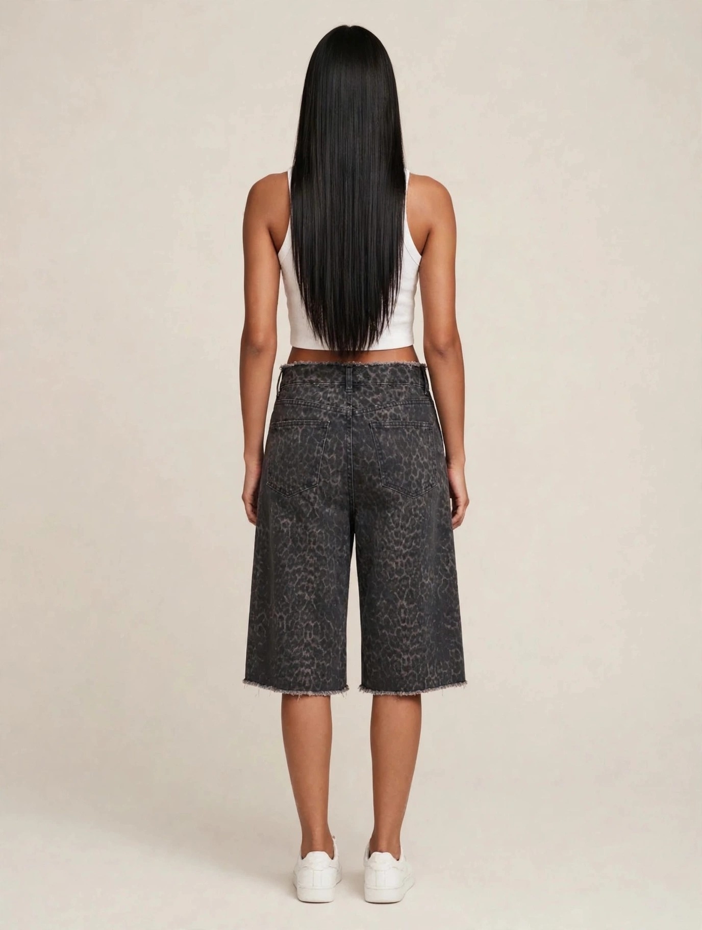 Bermuda Over Print Black Tela Rigida Premium - Imagen 2